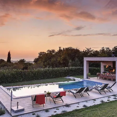 Two M2 Tatil Evi