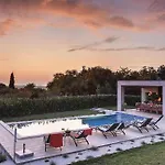 Two M2 Hébergement de vacances