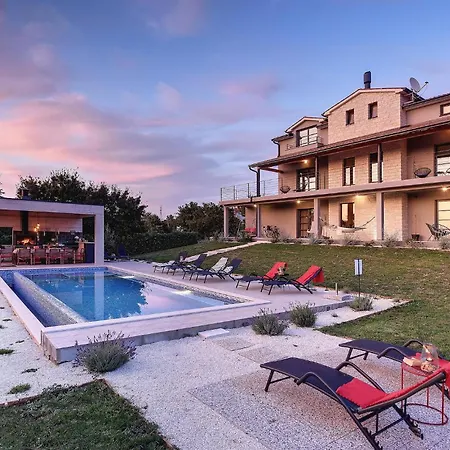 Hébergement de vacances Two M2 Smoljanci